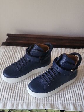 Buscemi Made In Italy Navy Leather Kids High-Top Sneakers with Strap. NEW in Box